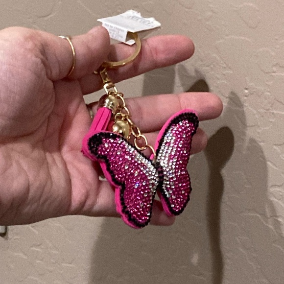 Pink Butterfly Keychain - Picture 10 of 11